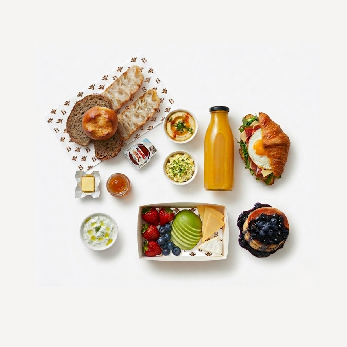 CLASSIC PICNIC IN OUR SIGNATURE BOX
